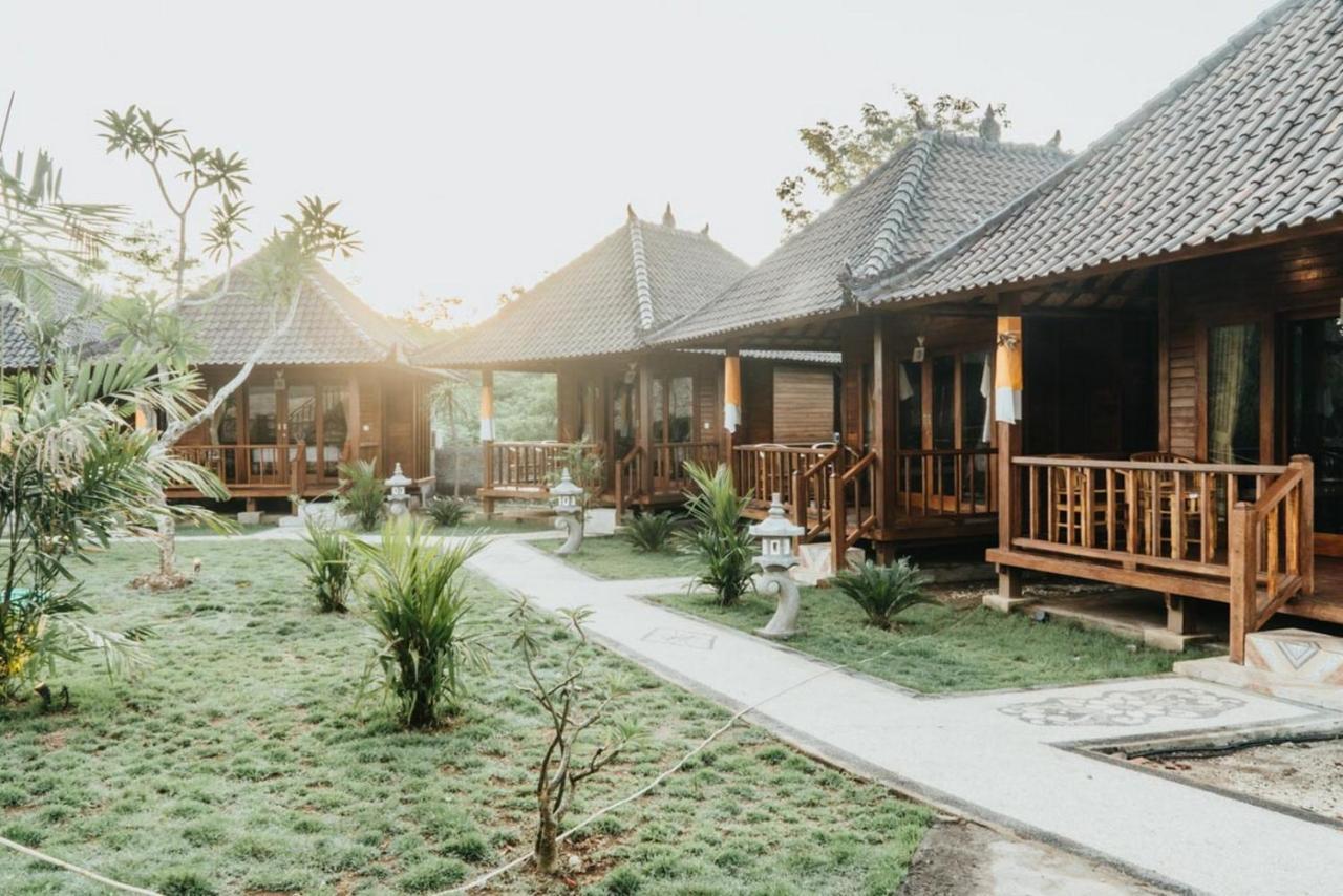 נוסה-למבונגן Taman Tirta Villa מראה חיצוני תמונה